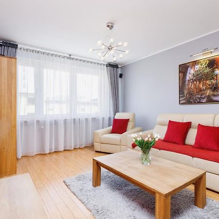 Apartments Obopolna Cracow By Noclegi Renters Krakow Exterior photo